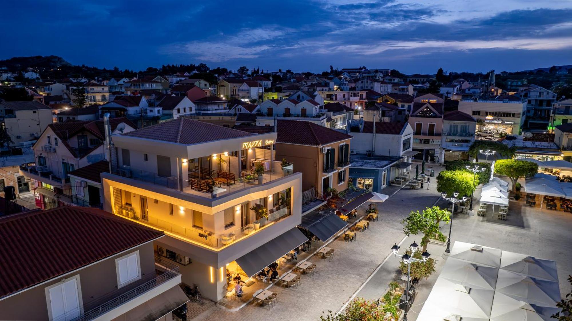 Piazza Suites Lixúri Kültér fotó